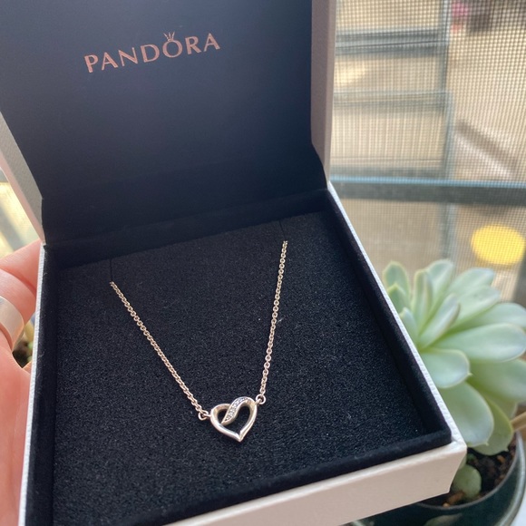 Pandora Jewelry - Pandora heart necklace